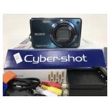 Sony cyber shot camera with accessories