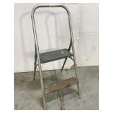 Metal folding stepstool