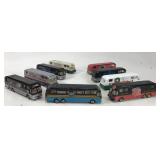 Road champs tour bus lot