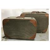 Vintage Ventura luggage pair
