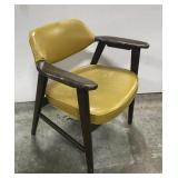 Danish modern Paoli chair