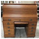 Rolling roll top desk