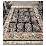 Large 9 x 12 area rug