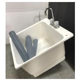 Utility tub with legs