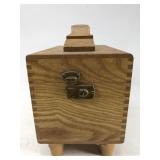 Wood shoeshine box w/ accessories