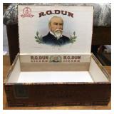 R.G. Dun Michigan cigar box