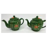 Set of 2 tea pots