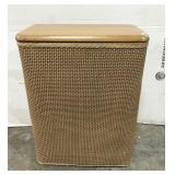Clothing hamper