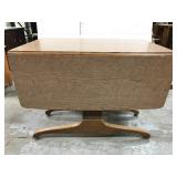 Drop leaf table