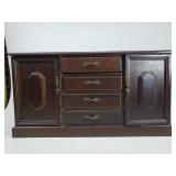 Large vintage jewlery box