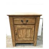 Thomasville night stand