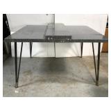 Retro hairpin leg dinette table