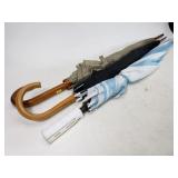 Lot of 3 umbrellas