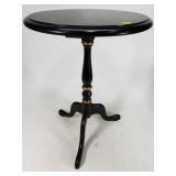 Ethan Allen small stenciled table