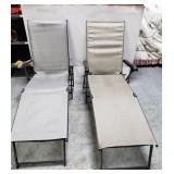 Folding lounge chairs