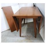 Drop leaf table with leaf