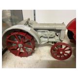 Fordson Metal Tractor