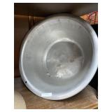 Metal Bowl Wash Basin