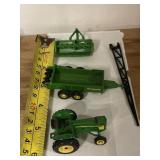 John Deere Metal Miniature Tractor And Manure
