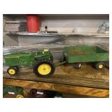 John Deere Tractor And Wagon Metal