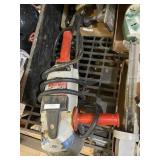 Milwaukee Heavy Duty Sander Corded