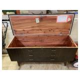 Lane Sweetheart Cedar Chest No Key