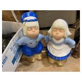 Concrete Kissing Man and Woman Garden Decor