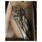 Ratchet Pliers Adjustable Wrench