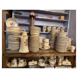 Vintage Pfaltzgraff 'Village' Stoneware