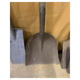 flat shovel