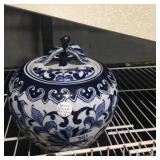 blue delphi jar with lid