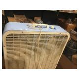 blue box fan