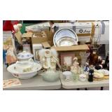 Large Pickers Lot - 2 Tables Full