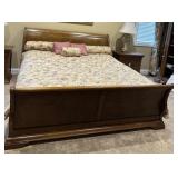 Thomasville King Wooden Sleigh Bed