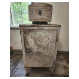 1930's GM Monitor Top Refrigerator 1930's GM Monitor Top Refrigerator