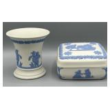 2pcs Wedgwood Reverse Blue on Cream