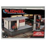 O and O27 Gauge Animated Fork Lift Loader Station