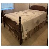 Full Size Bed w/Headboard and Footboard