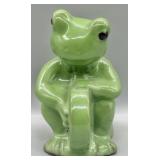 Retro Style Pottery Frog