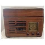 Vintage Crosley Model 35-AK Radio Phonograph