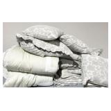 Bedding for Queen Size Bed