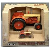 ERTL 1/16 Tractors of the Past Case 600 Tractors