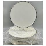 (12) Mikasa Wellesley Bone China Dinner Plates