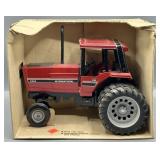 ERTL 1/16 International 5288 Tractor w/Cab #487