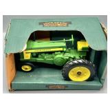 ERTL 1/16 John Deere Model 720 Row-Crop Tractor