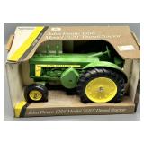 ERTL 1/16 John Deere 1956 Model '820' Tractor