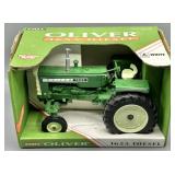 ERTL 1/16 Oliver 1655 Diesel Tractor #4474