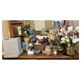Contents of Dresser - SEE DESC