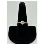 14k Gold Diamond Solitare Ladies Ring