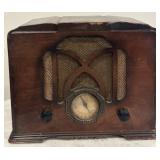 Art Deco Tombstone Radio